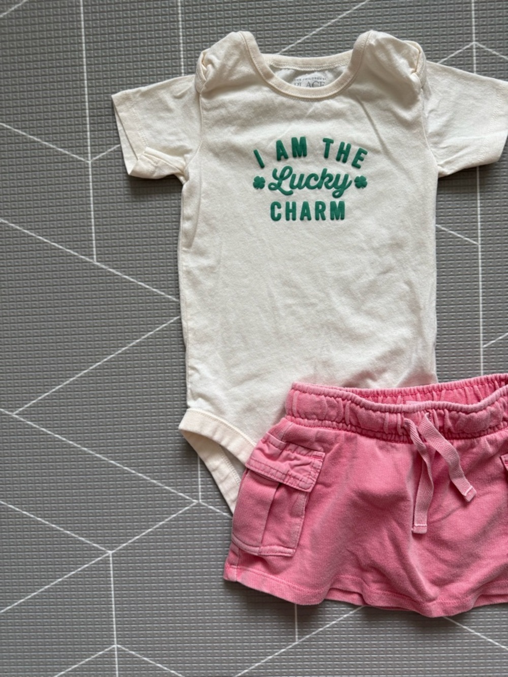 Cat & Jack|Baby girl/toddler summer set,soft cargo skort & LUCKY bodysuit•••Boho